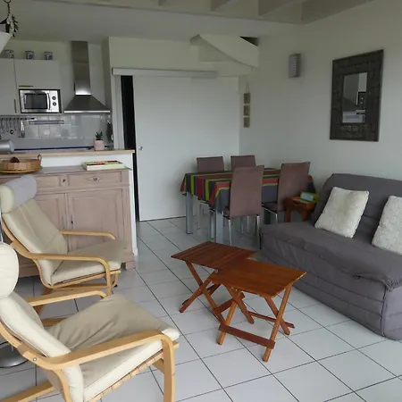 Les Huniers Apartment